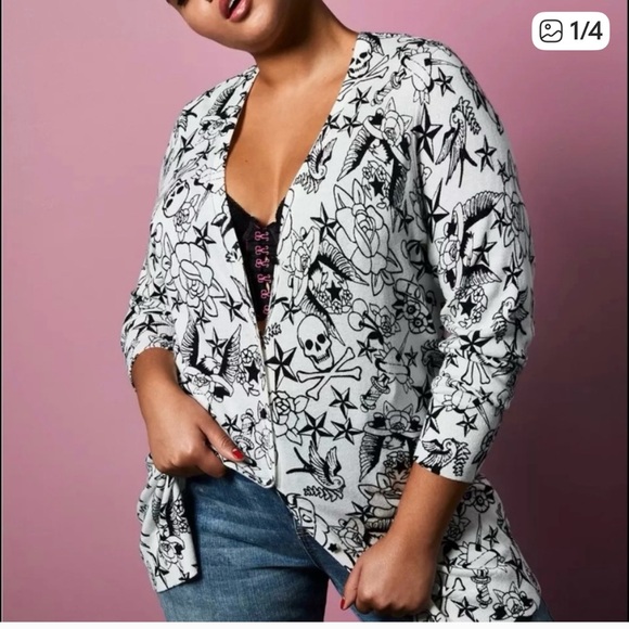 Torrid Black and White Skull Graphic Sweater - Picture 1 of 3